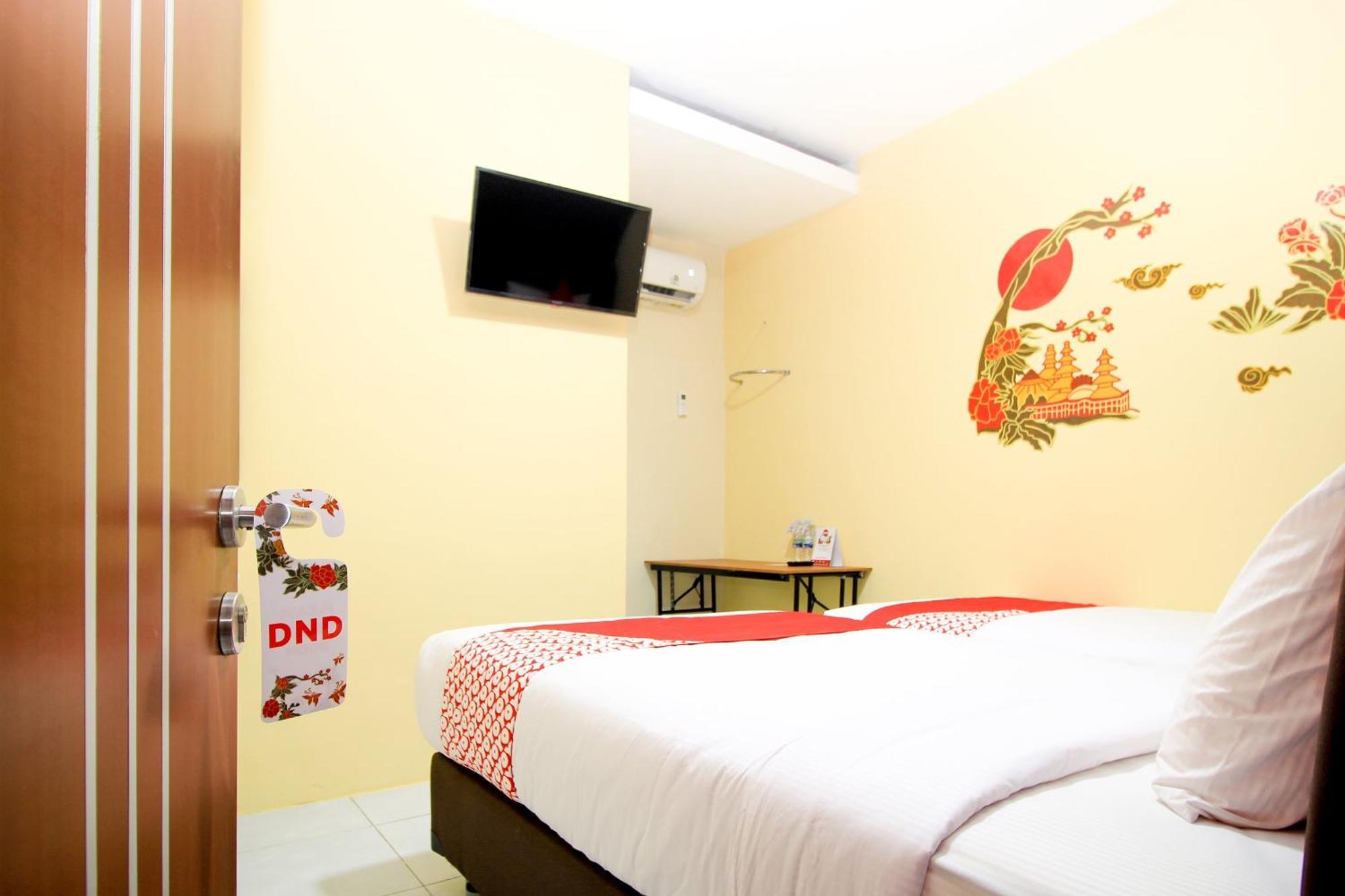 Super Oyo Capital O 217 A1 Hotel Surabaia Exterior foto